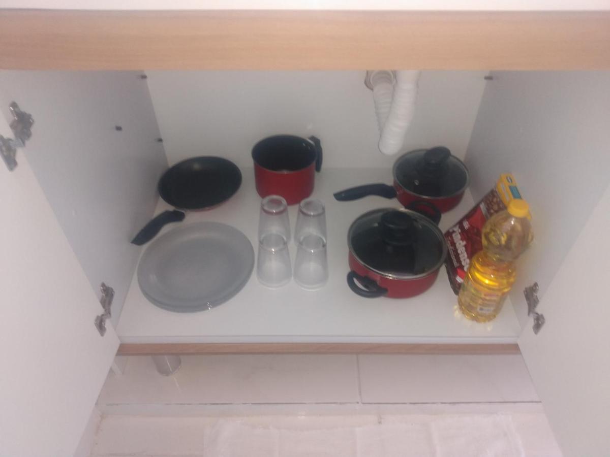平达莫尼扬加巴Loft 2 Completo Ar Canais Assinat Garagem Internet Prox Aparecida E Industrias公寓 外观 照片